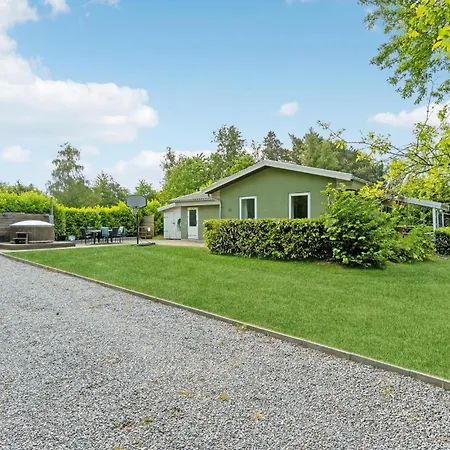 بيت للعطل Lovely In With Sauna *