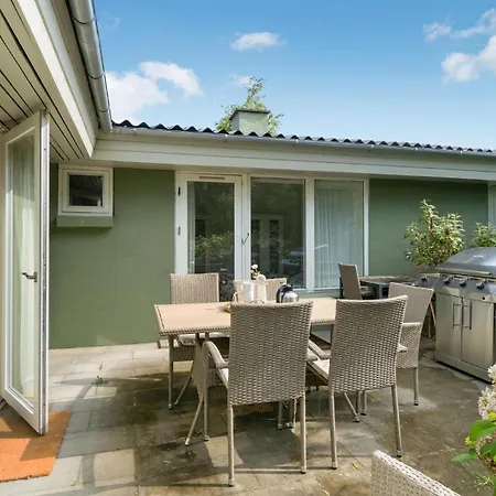 بيت للعطل Lovely In With Sauna Tranekær